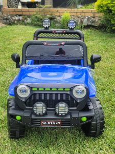 Toy car