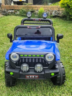 Toy car